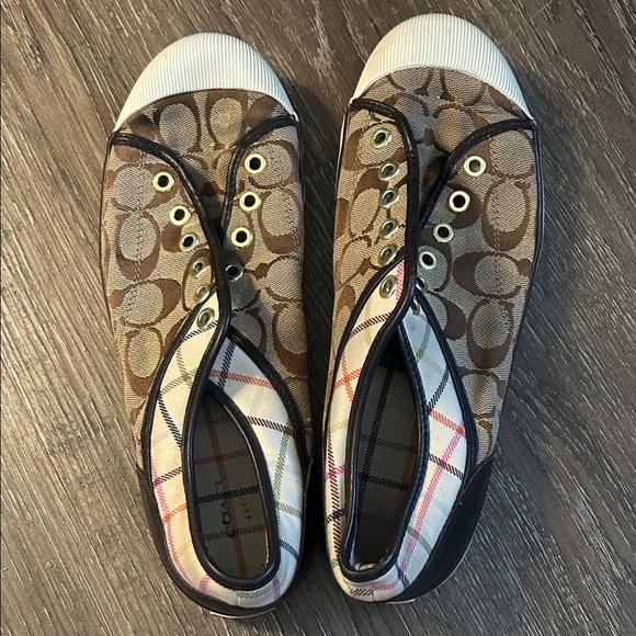 Coach Shoes - Coach Signature canvas sneakers size 9/10 Laces not included